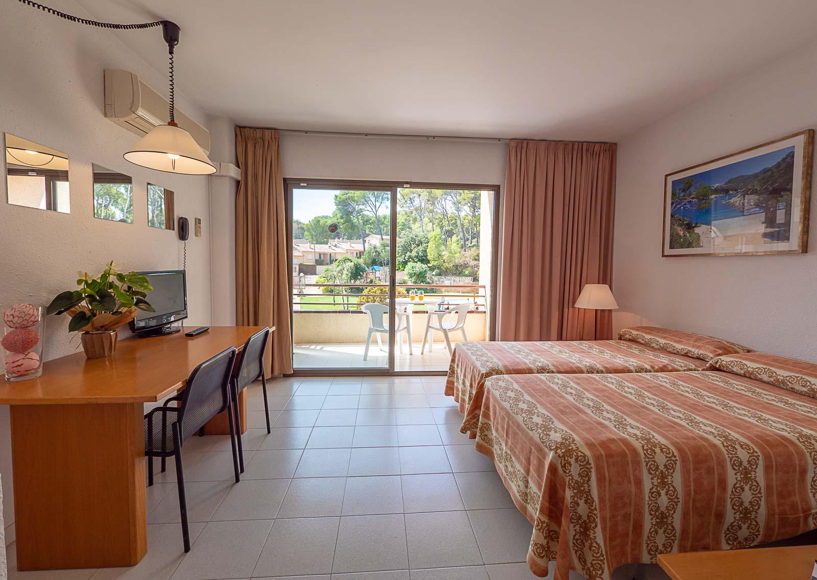 Aparthotel Golf Beach Пальс Экстерьер фото